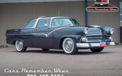 Ford Fairlane  1955 à vendre