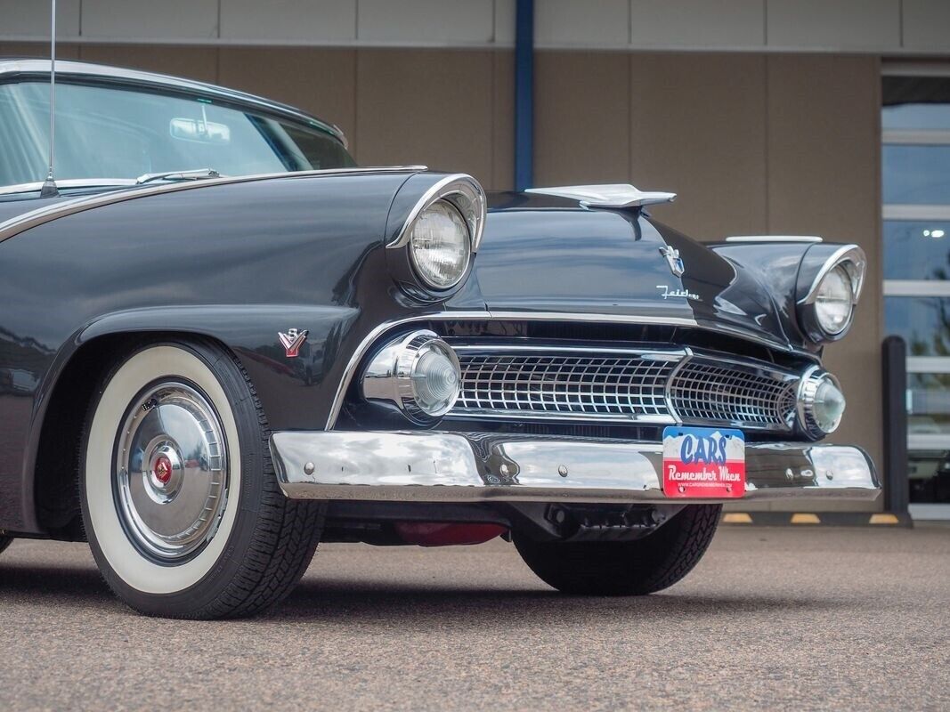 Ford-Fairlane-1955-3