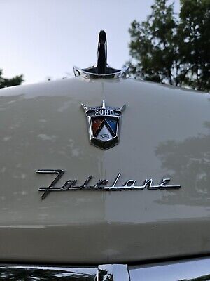 Ford-Fairlane-1956-16