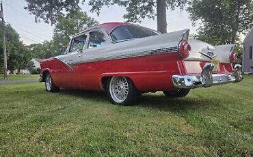 Ford-Fairlane-1956-2