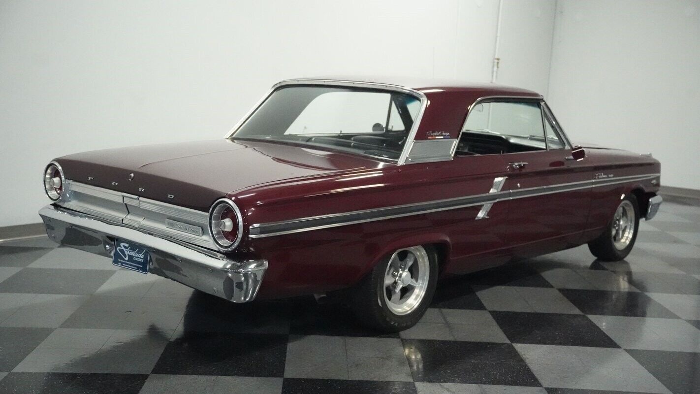 Ford-Fairlane-1964-11