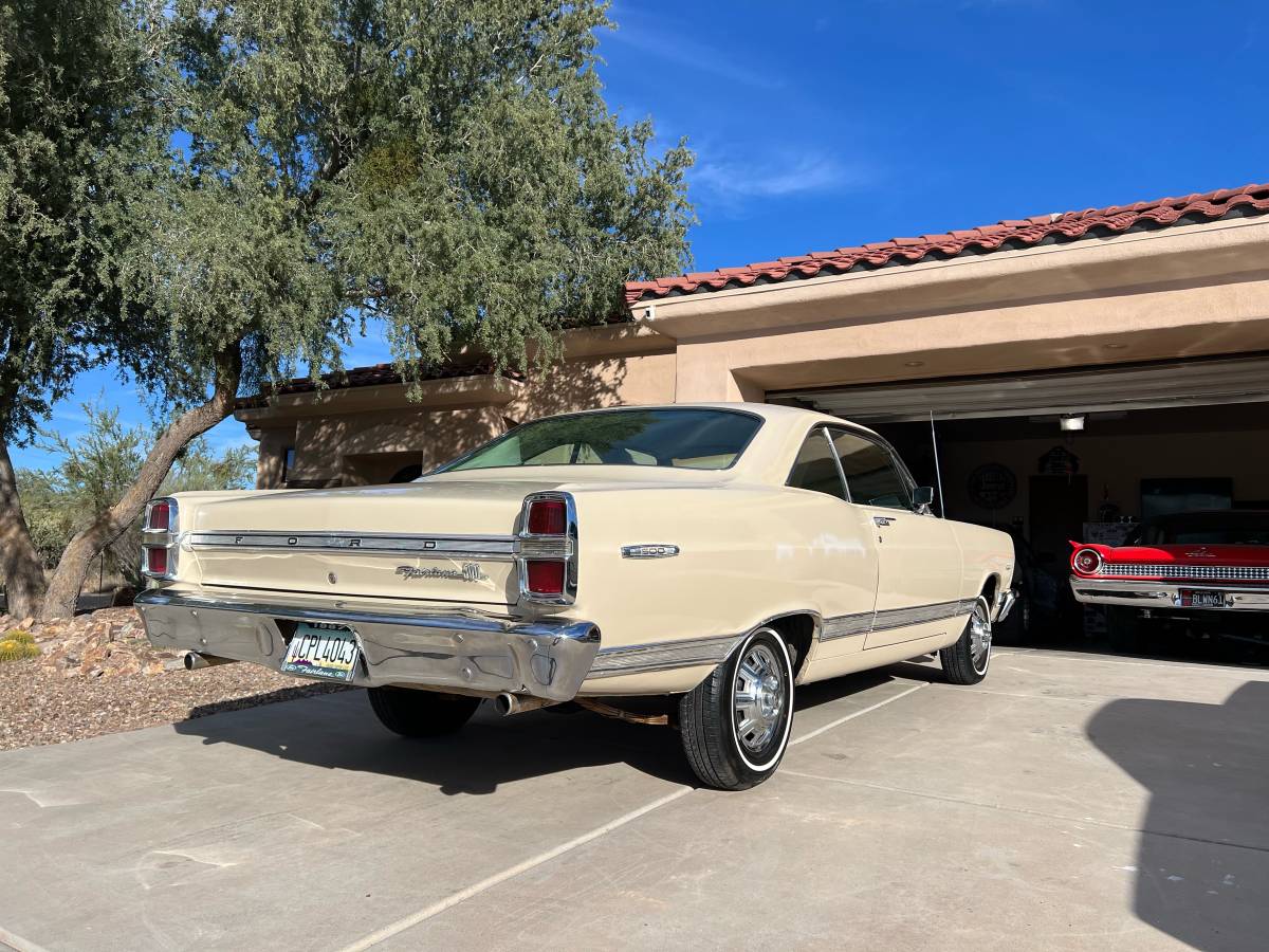 Ford-Fairlane-500-1967-2