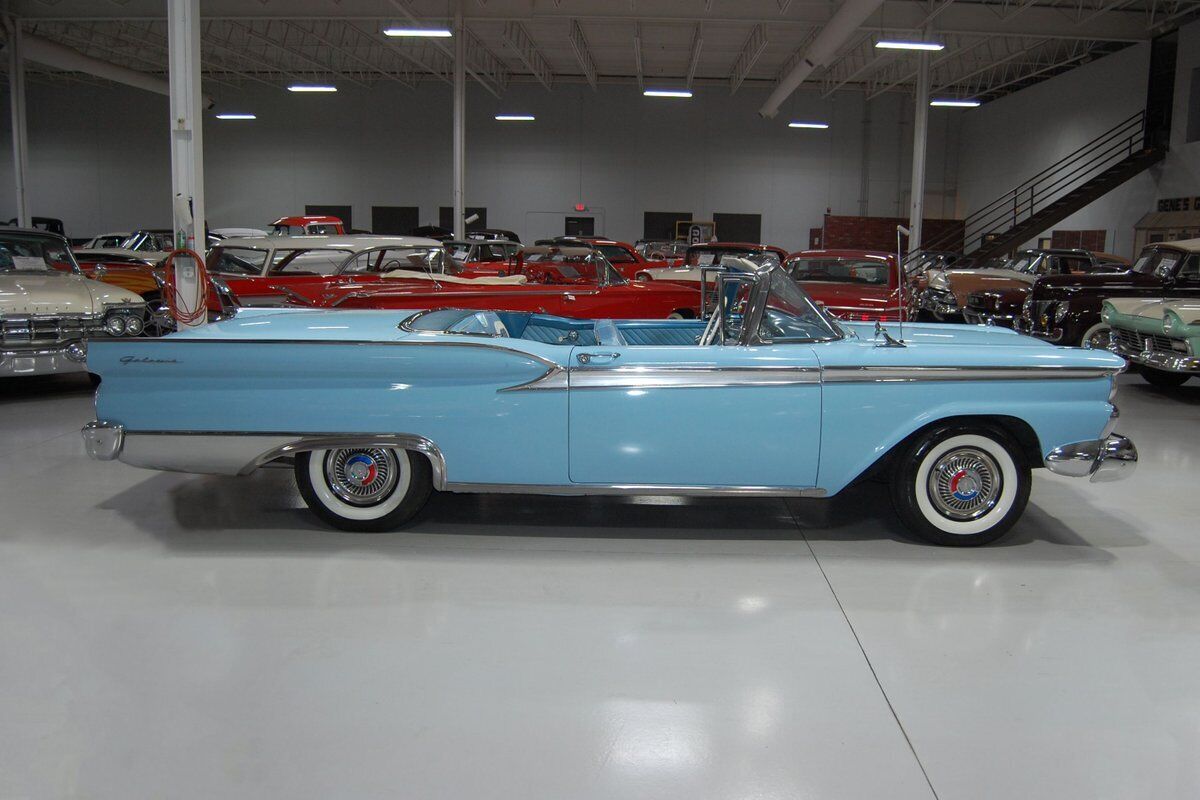 Ford-Fairlane-500-Galaxie-Skyliner-Cabriolet-1959-23