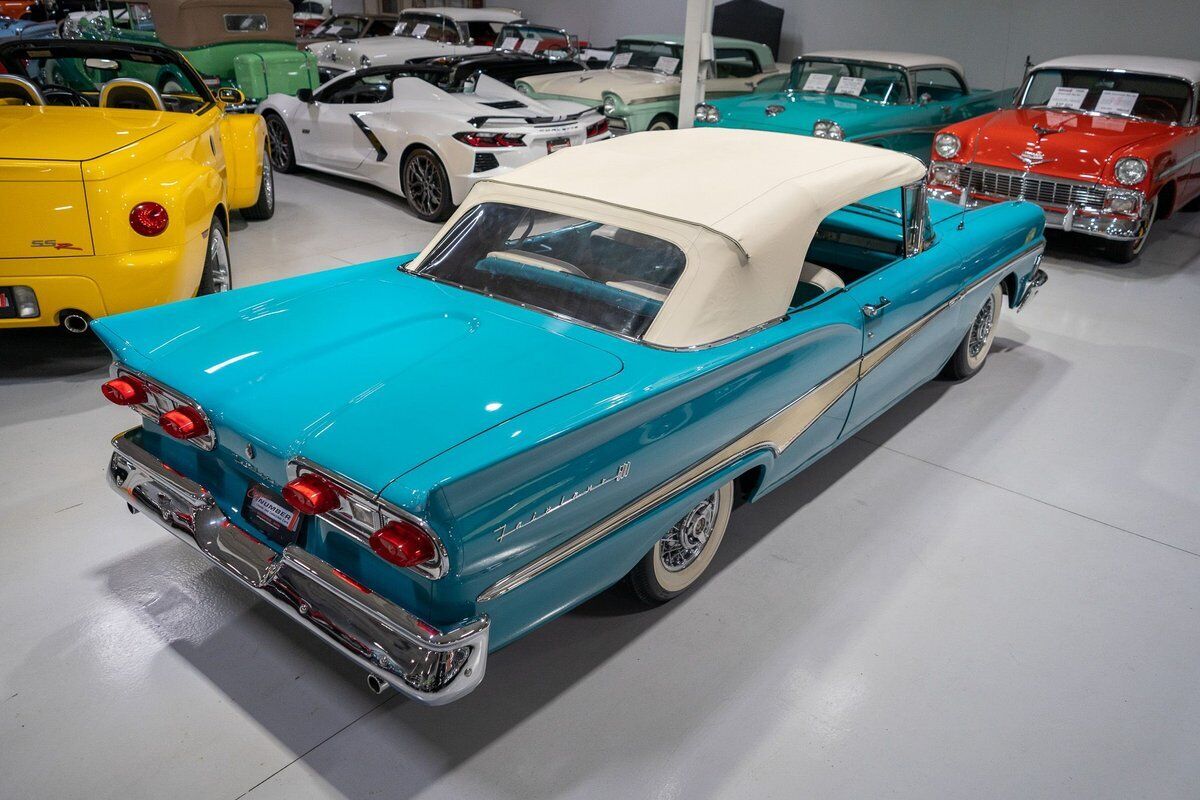 Ford-Fairlane-500-Galaxie-Sunliner-Cabriolet-1958-16