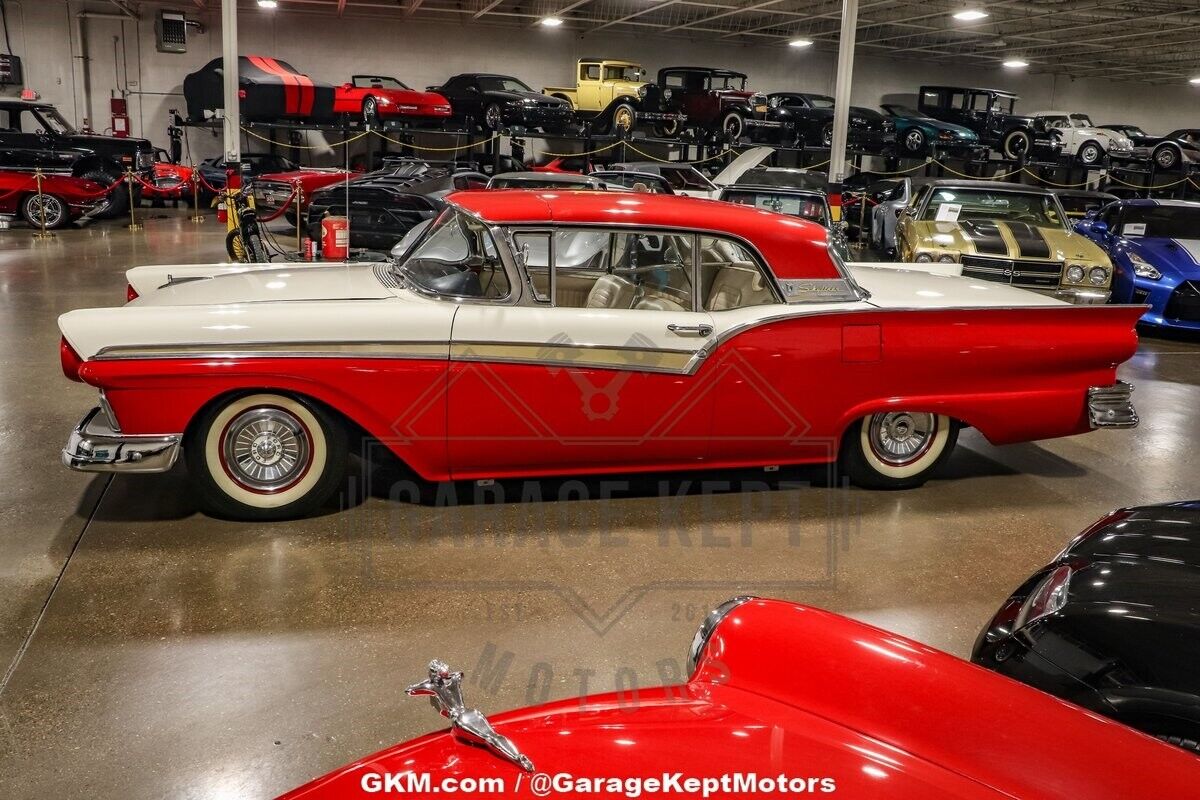 Ford-Fairlane-Cabriolet-1957-10