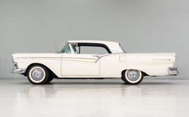 Ford-Fairlane-Cabriolet-1957-2