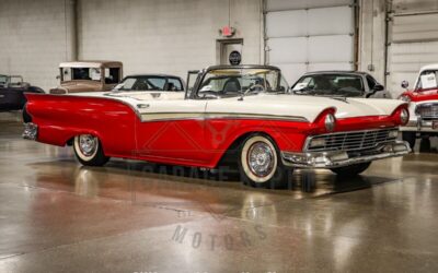 Ford Fairlane Cabriolet 1957 à vendre