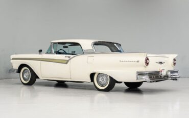 Ford-Fairlane-Cabriolet-1957-3