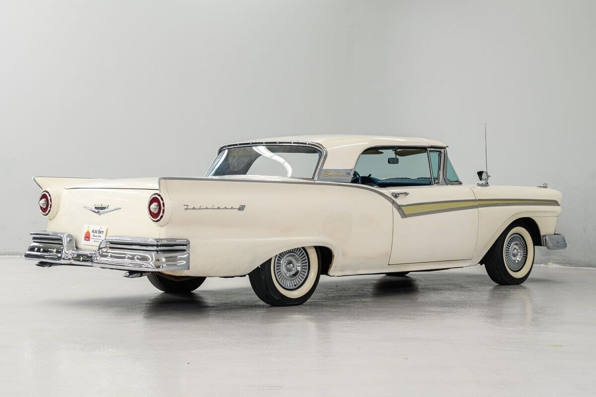 Ford-Fairlane-Cabriolet-1957-6