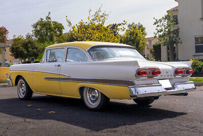 Ford-Fairlane-Coupe-1958-5