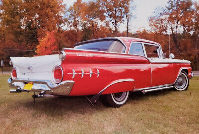 Ford-Fairlane-Coupe-1959-3