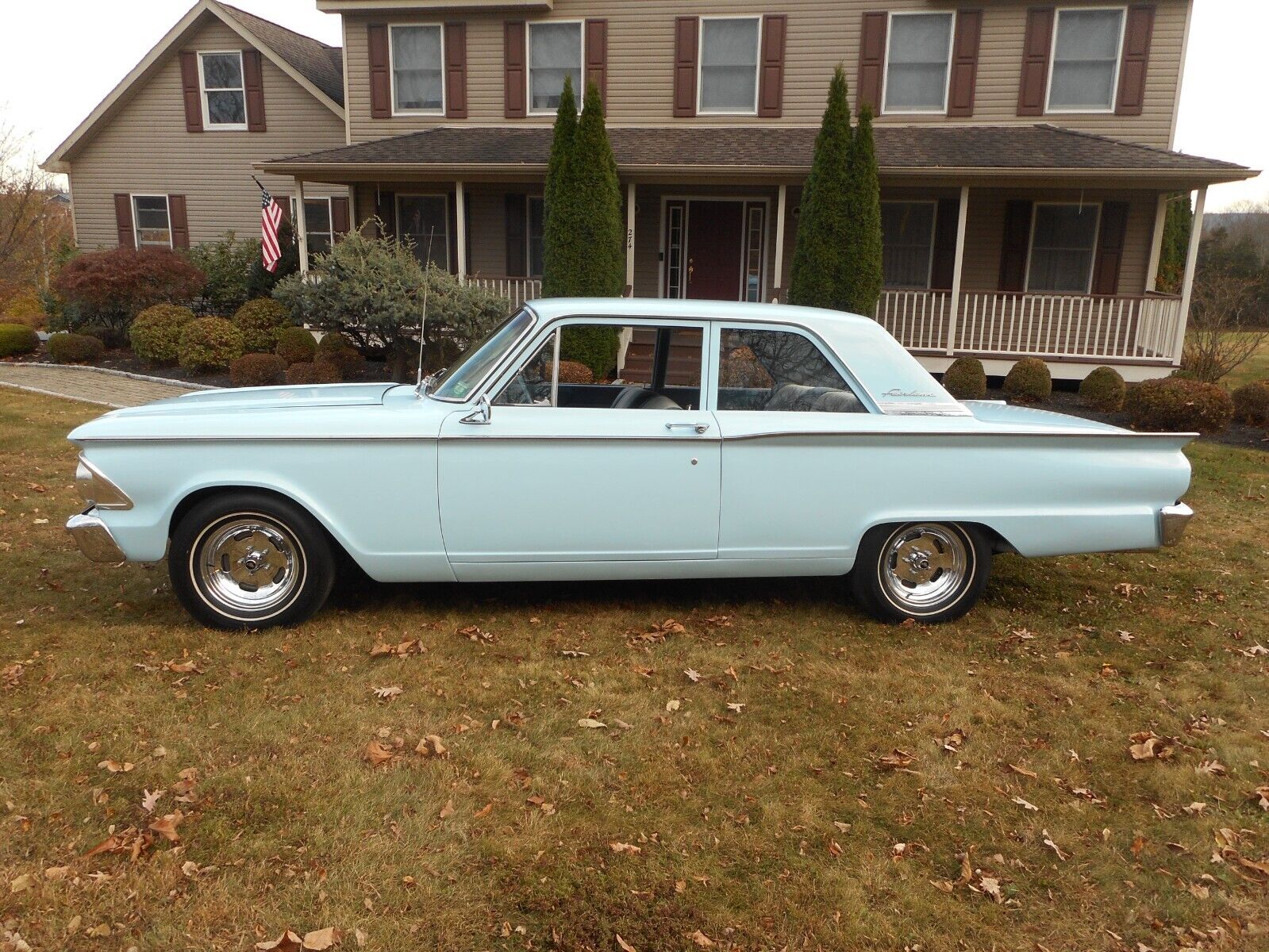 Ford-Fairlane-Coupe-1962-1