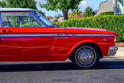 Ford-Fairlane-Coupe-1963-10