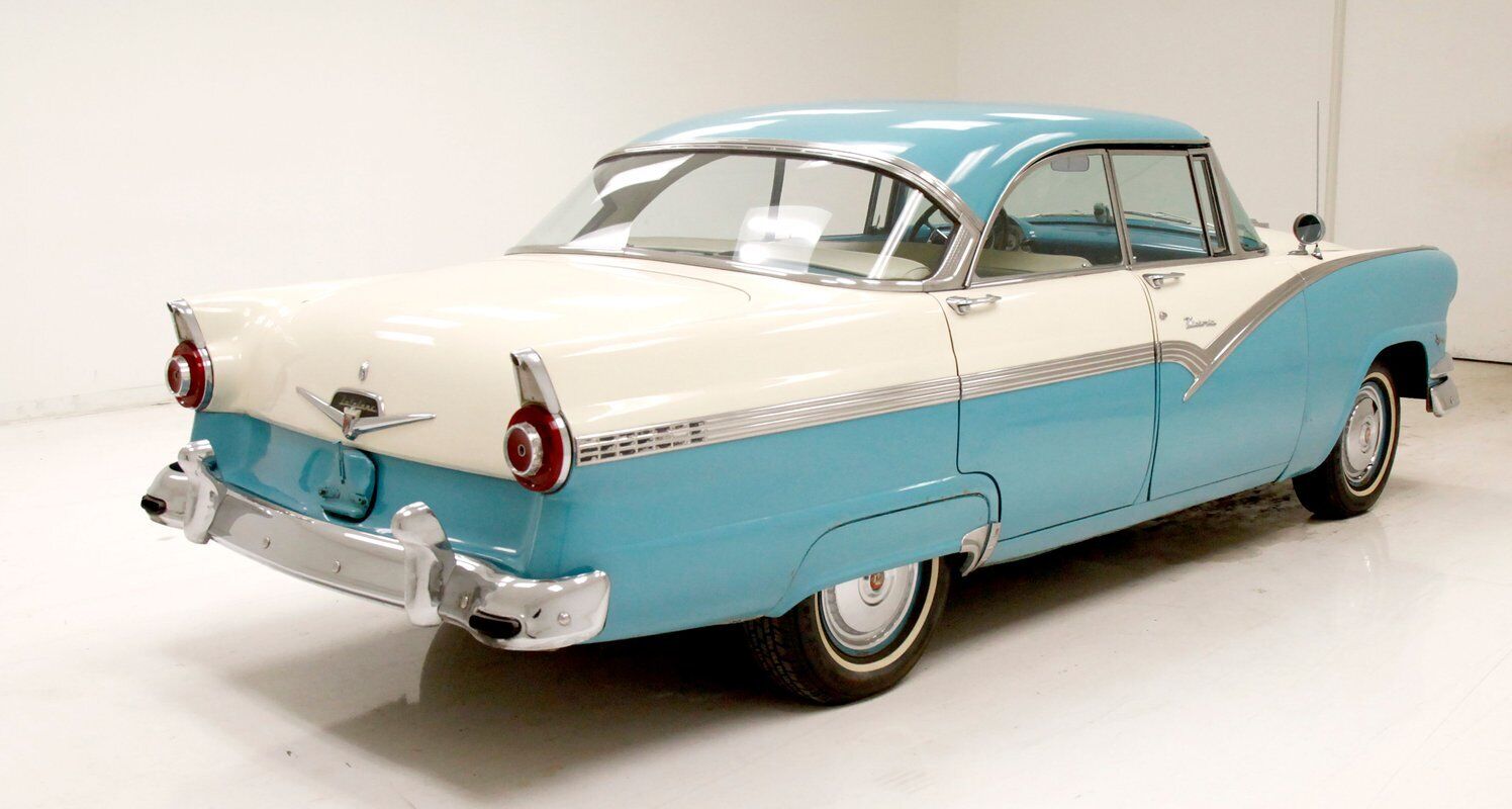 Ford-Fairlane-Fordor-Berline-1956-4