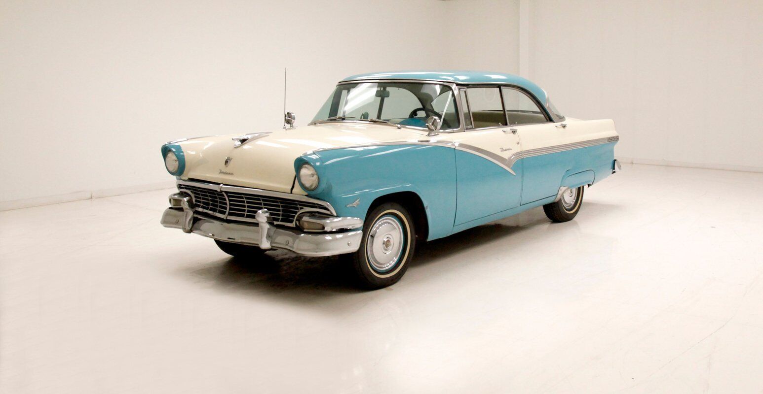 Ford Fairlane Fordor Berline 1956