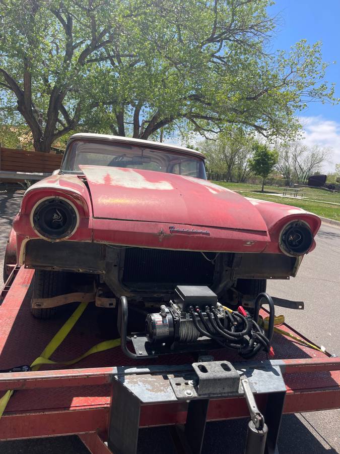 Ford-Fairlane-skyliner-retractable-1957-2