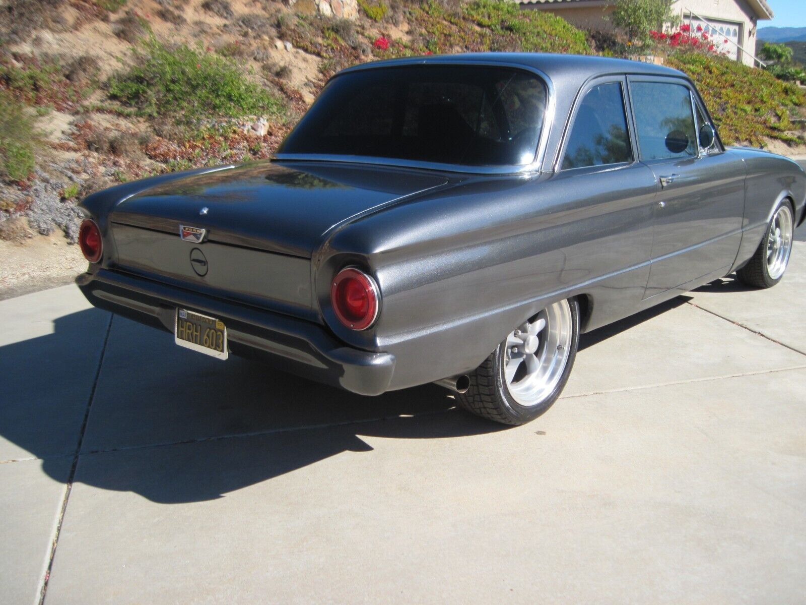 Ford-Falcon-Berline-1961-1