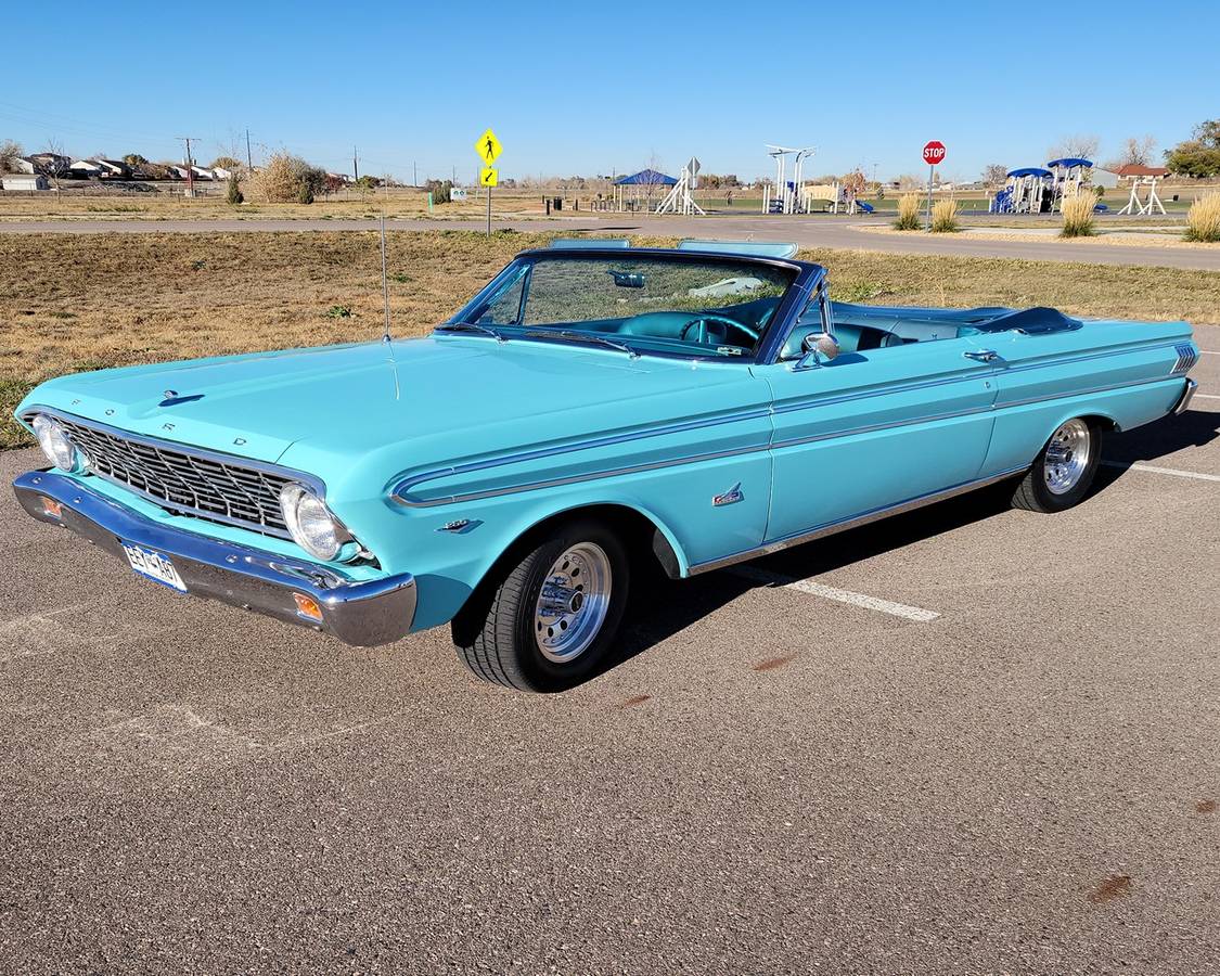 Ford-Falcon-futura-convertible-1964