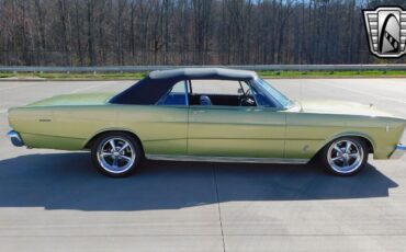 Ford-Galaxie-1966-4