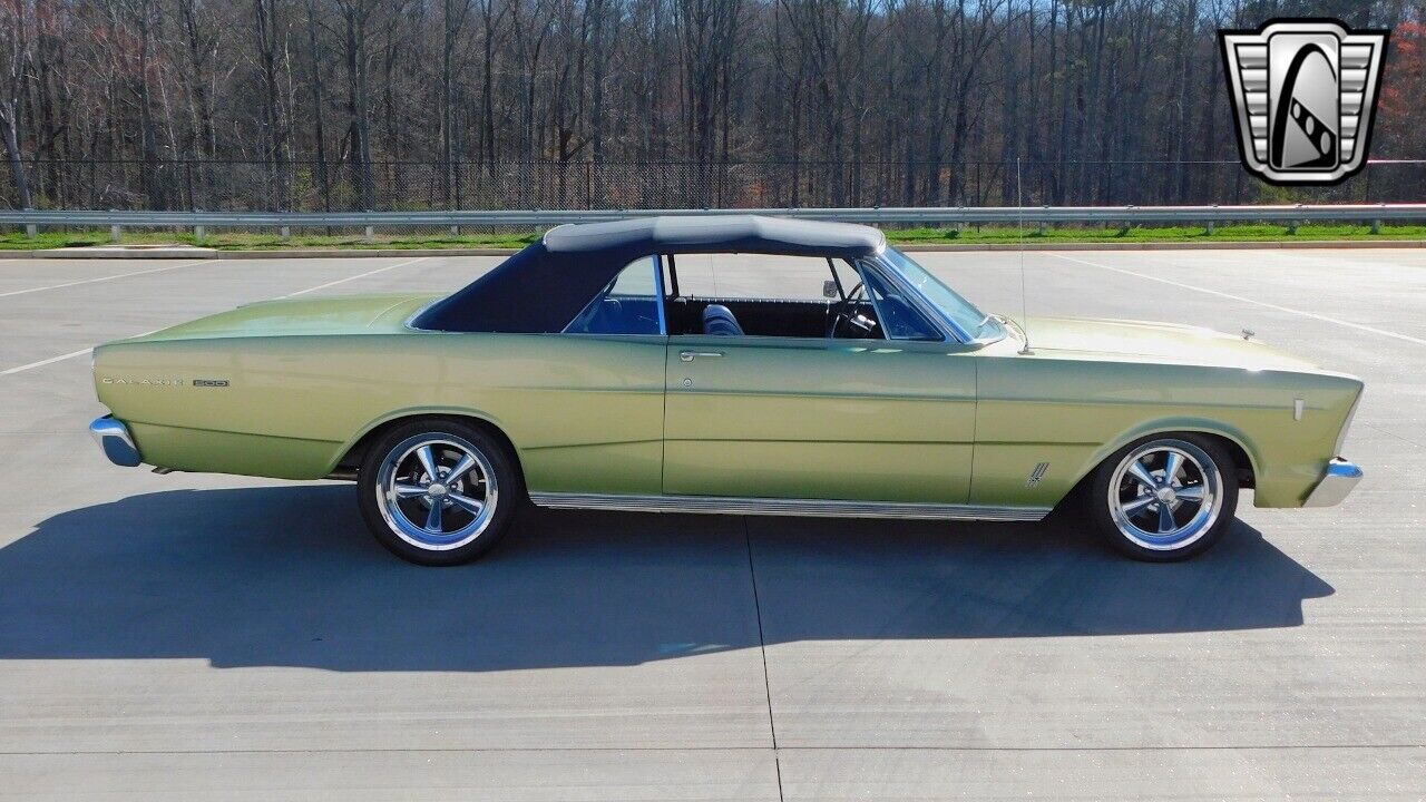 Ford-Galaxie-1966-4