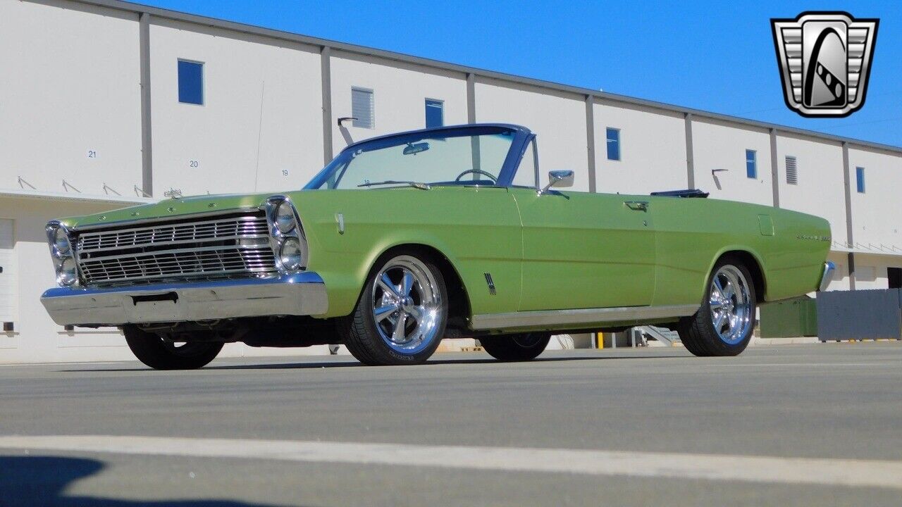 Ford-Galaxie-1966-6