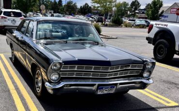 Ford-Galaxie-1967-1