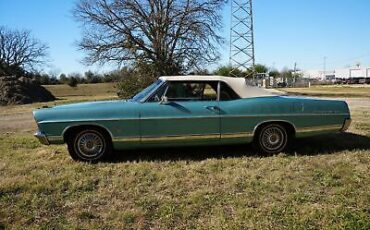 Ford-Galaxie-1967-1