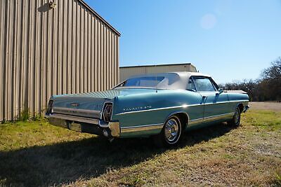 Ford-Galaxie-1967-4