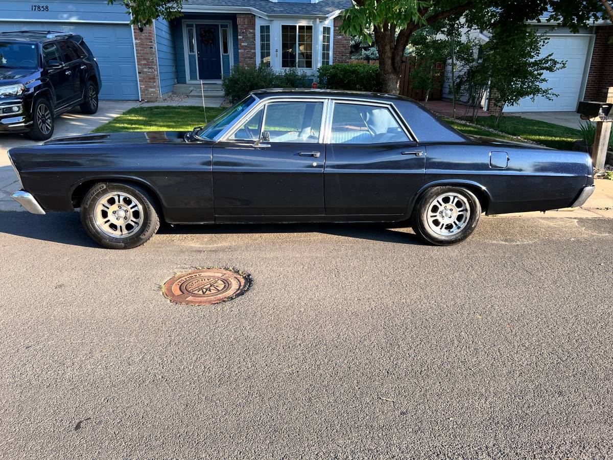 Ford-Galaxie-1967-9