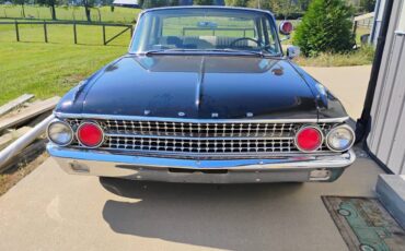 Ford-Galaxie-500-1961-1