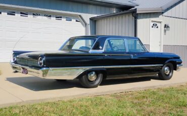 Ford-Galaxie-500-1961-8