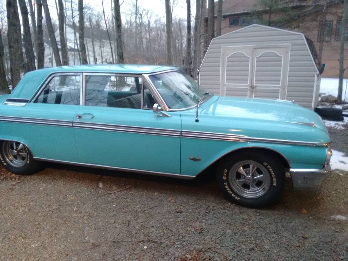 Ford-Galaxie-500-1962-4