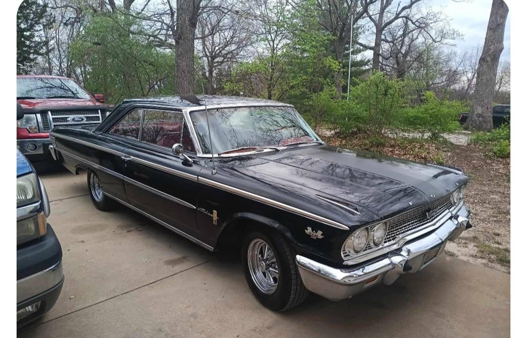 Ford-Galaxie-500-1963-2