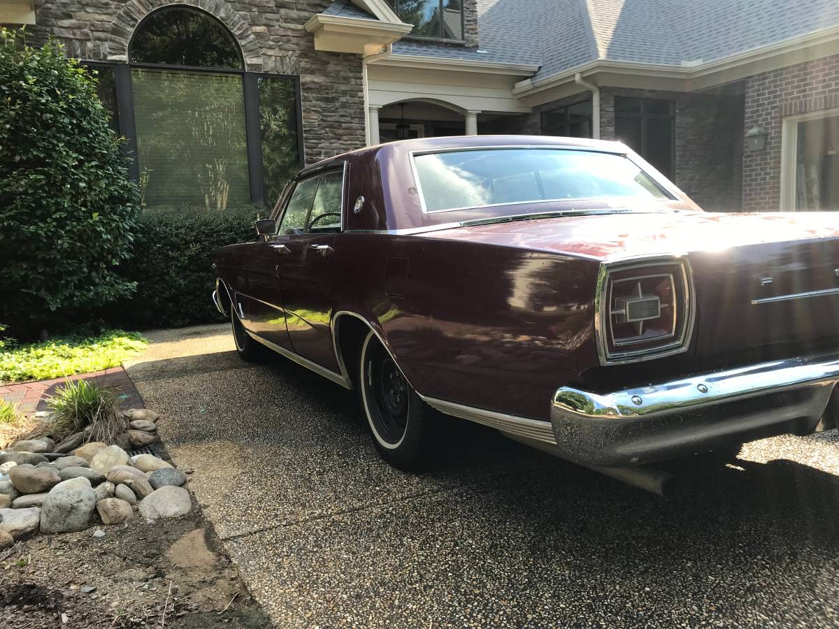 Ford-Galaxie-500-1966-4