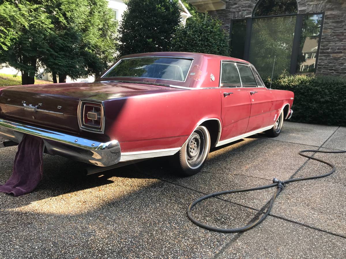 Ford-Galaxie-500-1966-5