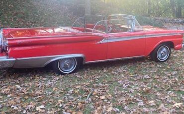 Ford-Galaxie-500-skyliner-1959-1