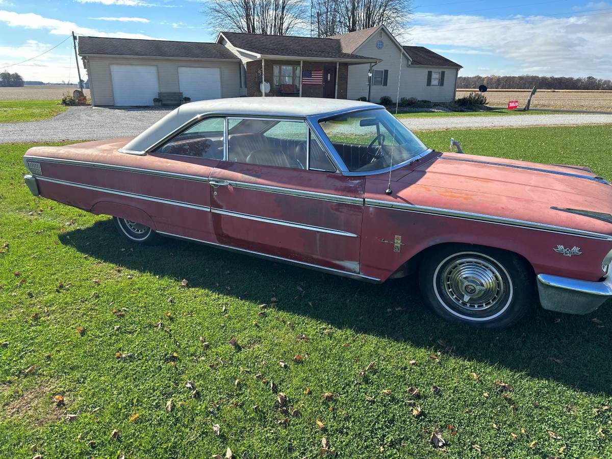 Ford-Galaxie-500-xl-1963-4