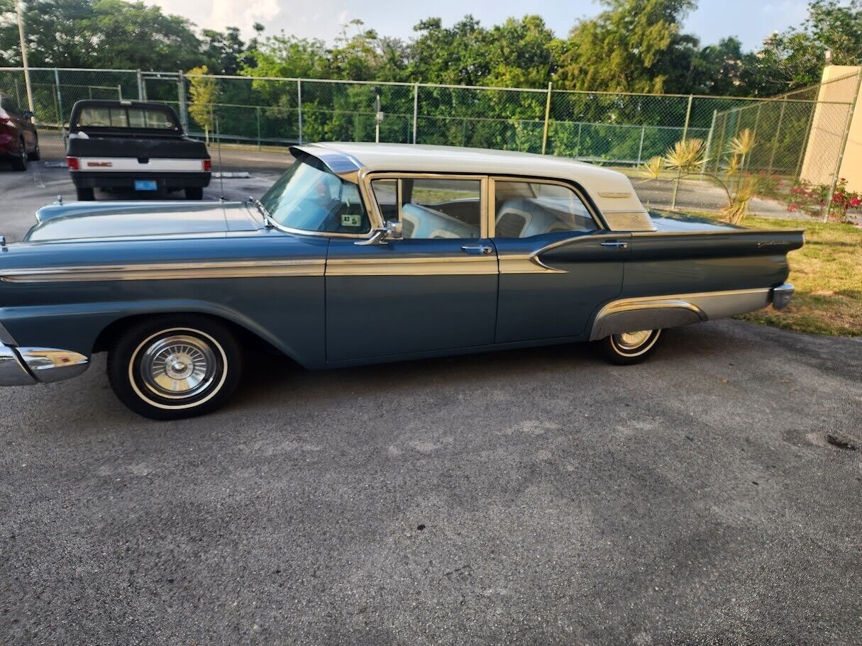 Ford-Galaxie-Berline-1959-2