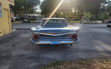 Ford-Galaxie-Berline-1959-4