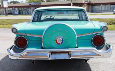 Ford-Galaxie-Berline-1959-5