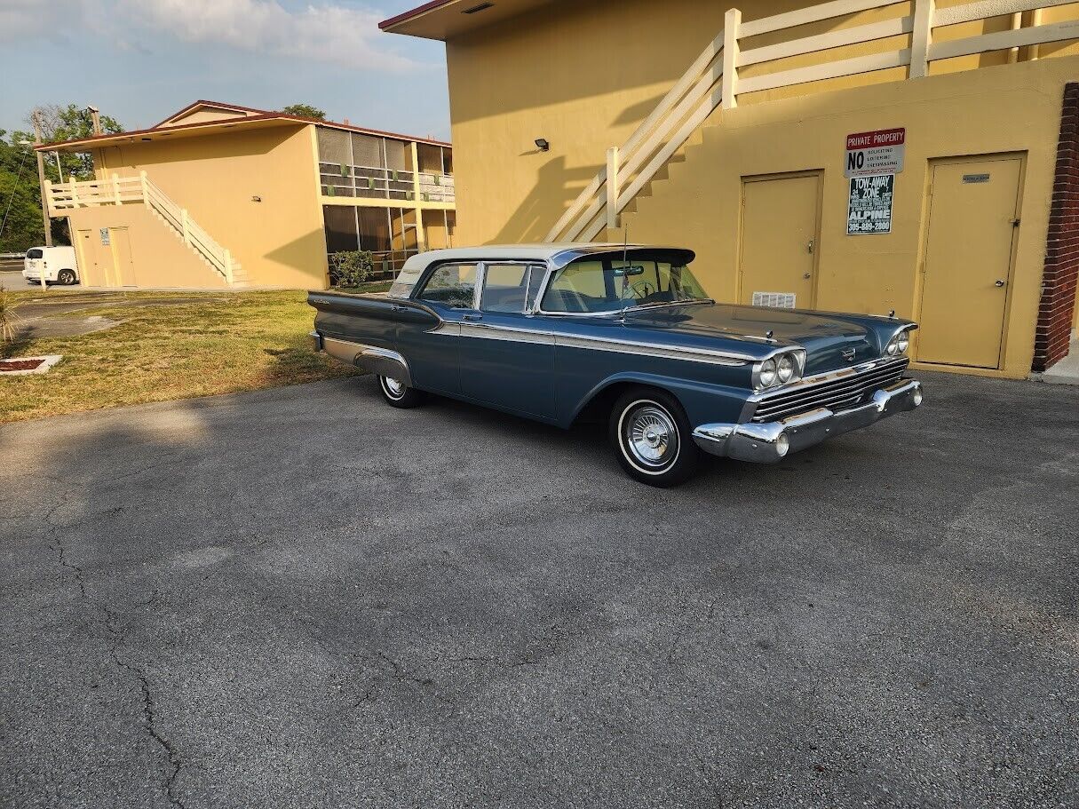 Ford-Galaxie-Berline-1959-7