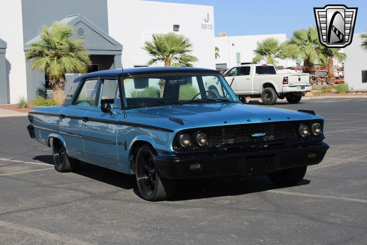 Ford-Galaxie-Berline-1963-5