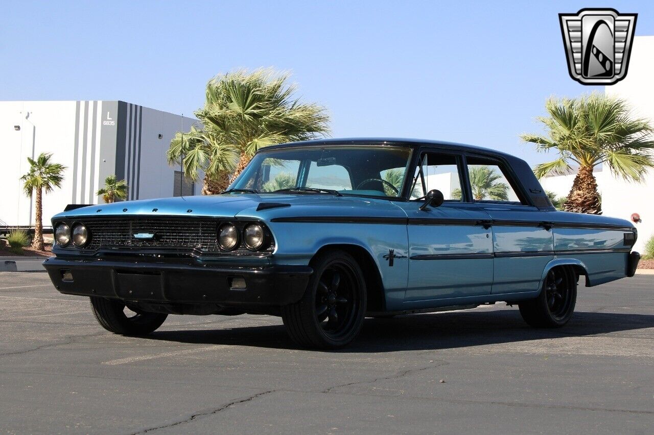 Ford-Galaxie-Berline-1963-8