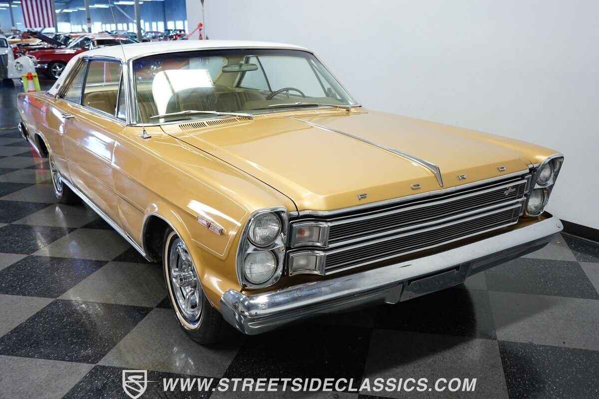 Ford-Galaxie-Coupe-1966-14