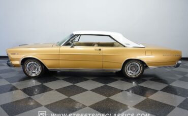 Ford-Galaxie-Coupe-1966-2