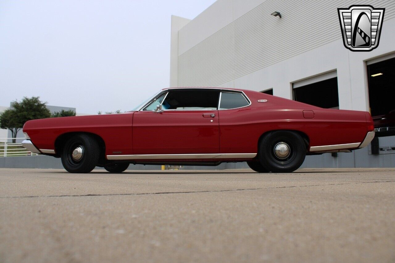 Ford-Galaxie-Coupe-1968-4