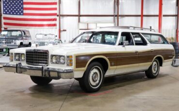 Ford LTD  year1}