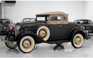 Ford-Model-18-Cabriolet-1932-2