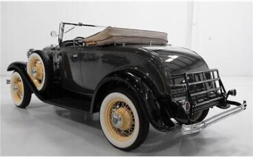 Ford-Model-18-Cabriolet-1932-9