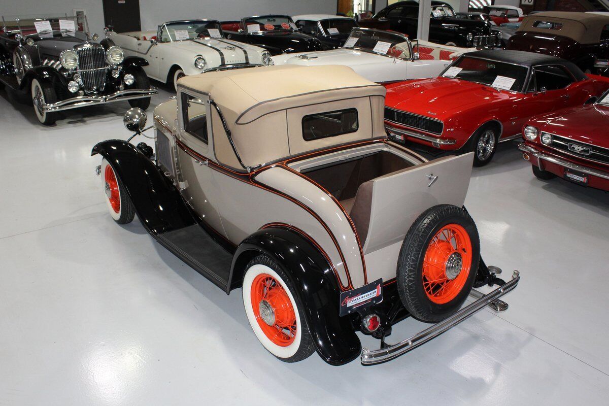 Ford-Model-18-Coupe-1932-10